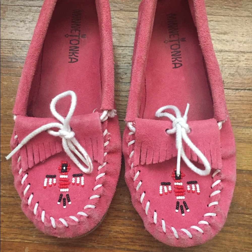Minnetonka Moccasins Shoes Fringed Beaded size 3